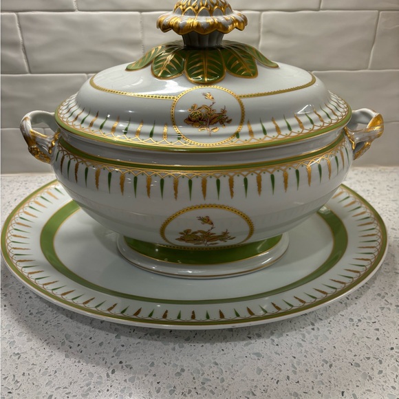 Other - Stunning Mottahedeh Vista Alegre Tureen with Platter